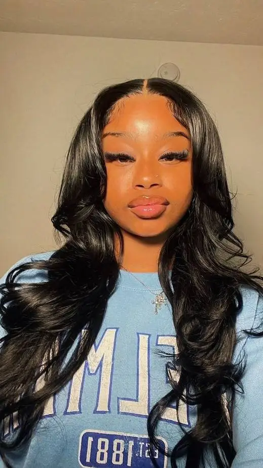 ai character: Aaliyah background