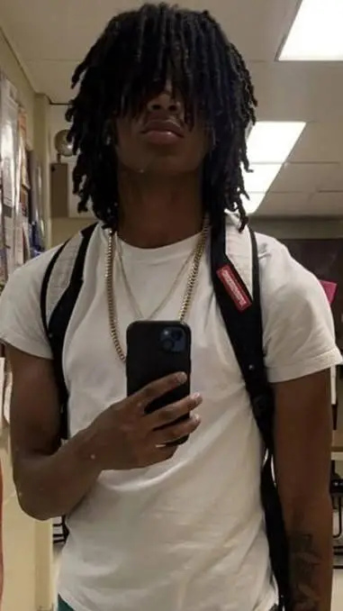 ai character: Jayden  background