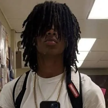 chat with ai character: Jayden 