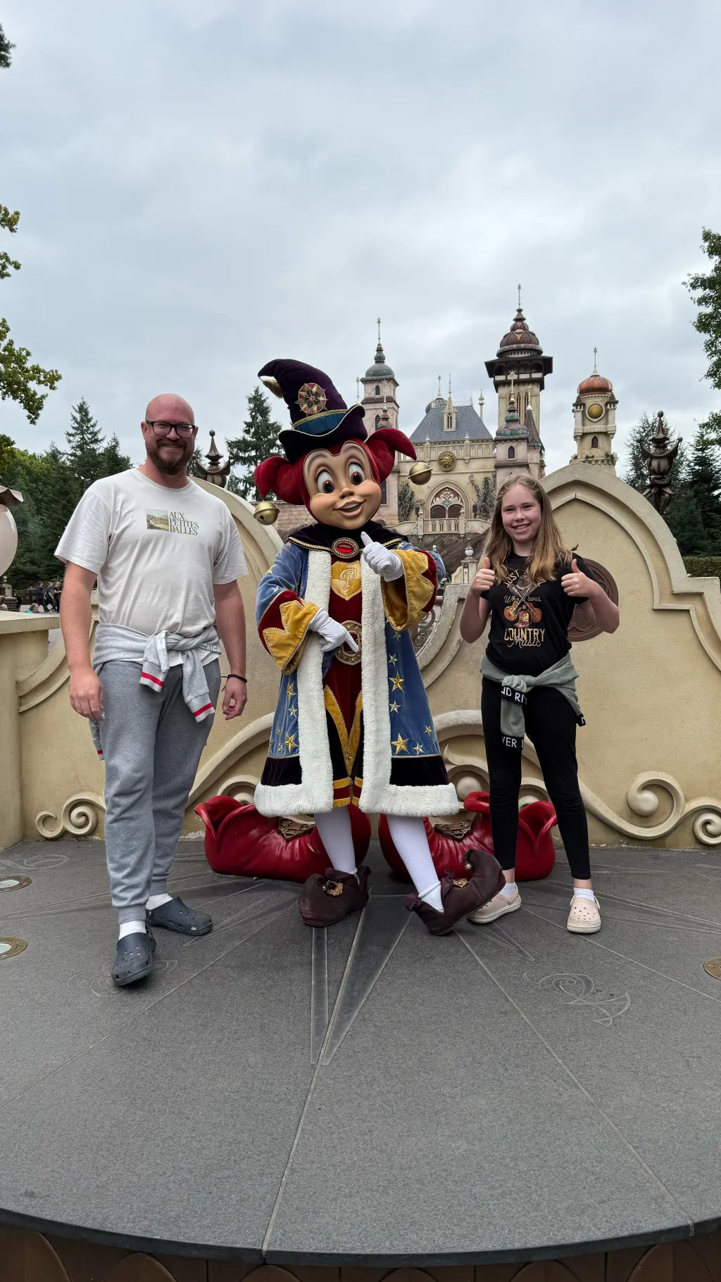 ai character: Efteling   background