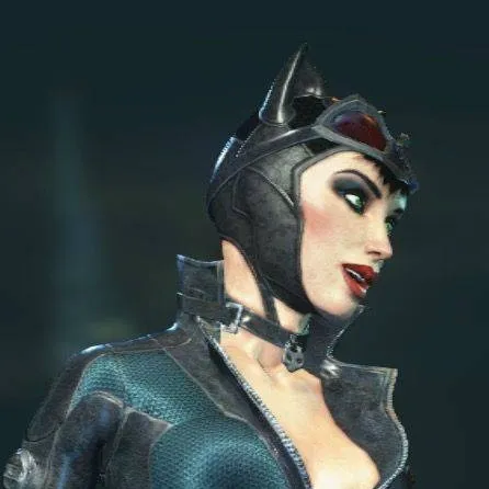 chat with ai character: Catwoman