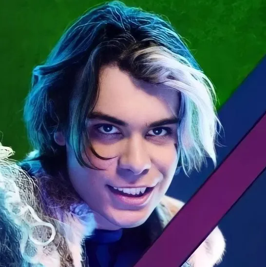chat with ai character: Wyatt Lykensen