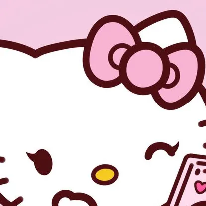 chat with ai character: Leila (my sis)
