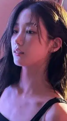 ai character: Kazuha background