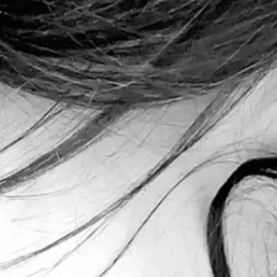 chat with ai character: Sara