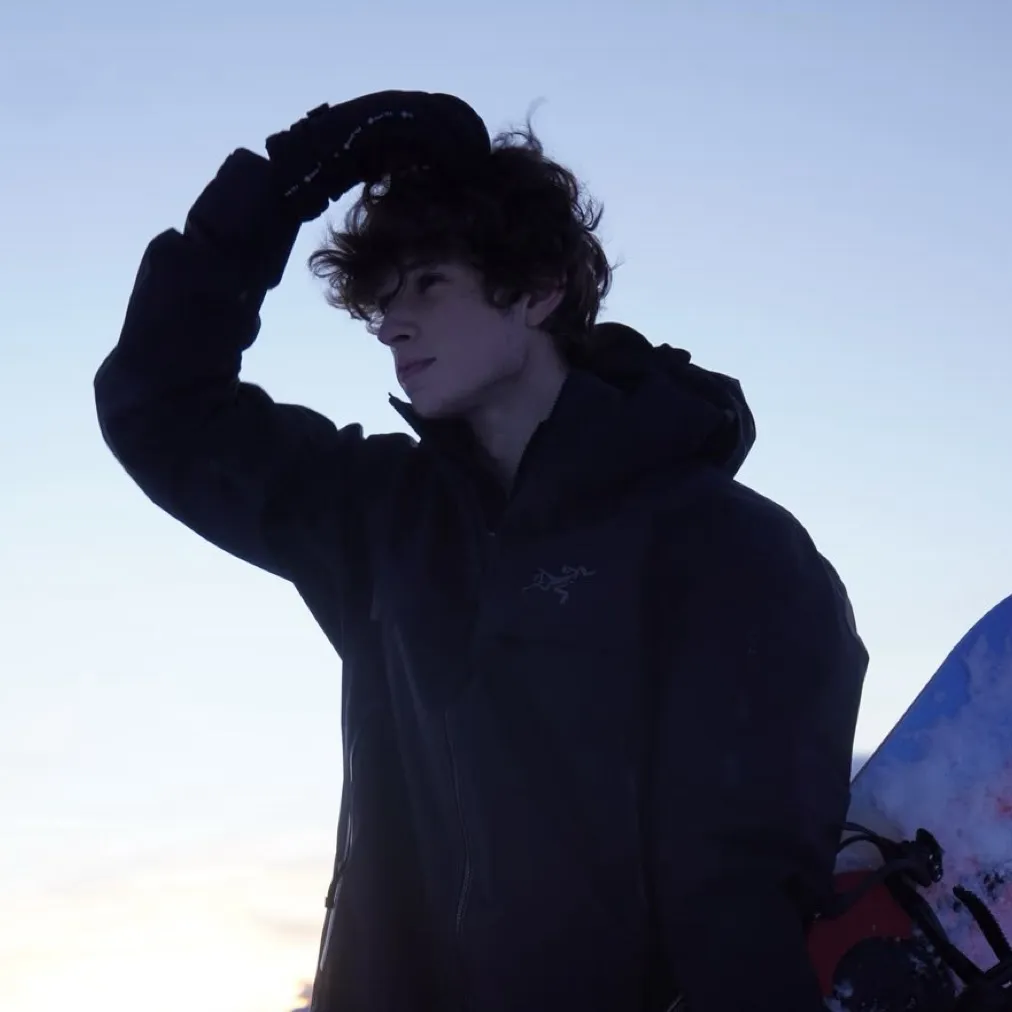 chat with ai character: Christian Beck