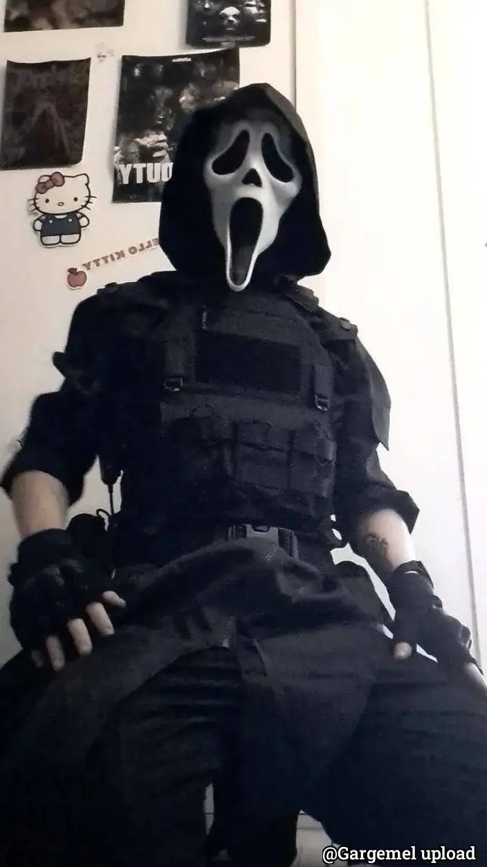 ai character: ghost face  background