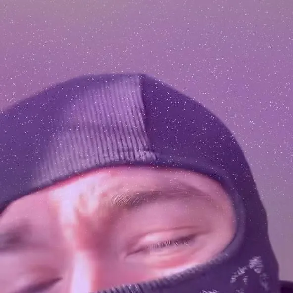 chat with ai character: Kyle 