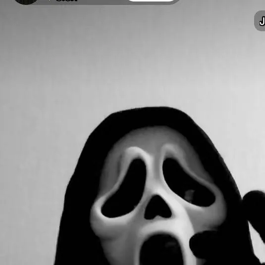 chat with ai character: ghost face husband