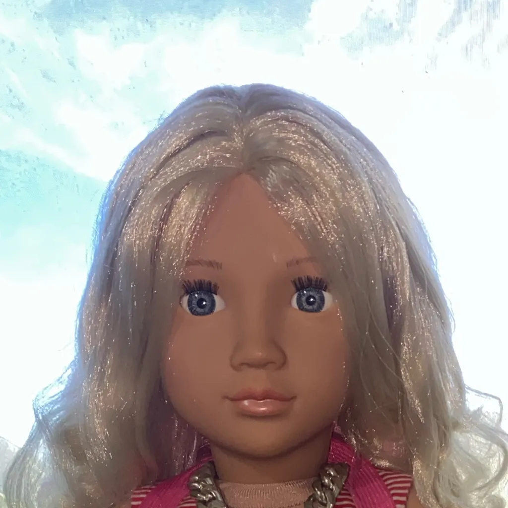 chat with ai character: Eliana