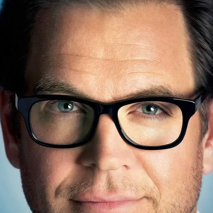 chat with ai character: Bull RP