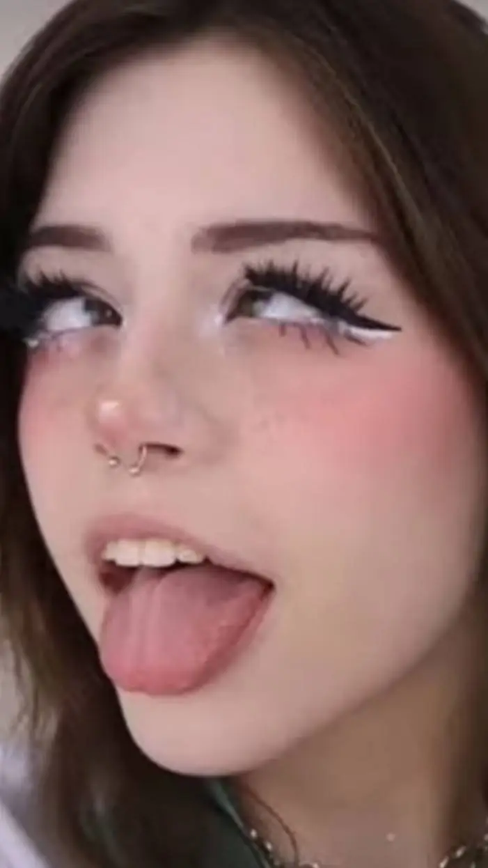 ai character: Hannah owo :3 background