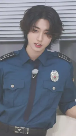 ai character: Han background