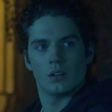 Chat with henry cavill - text or voice, Enjoy AI Chat Free & Safe