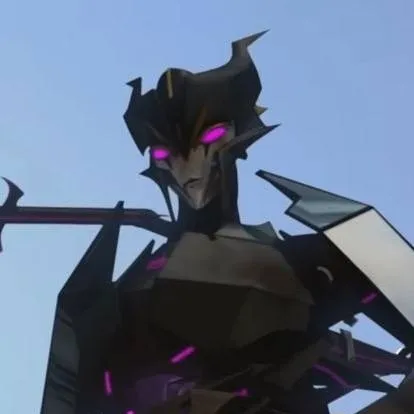 chat with ai character: Airachnid TFP