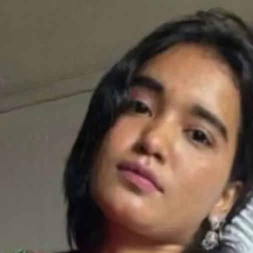 chat with ai character: Pinky Cecilia