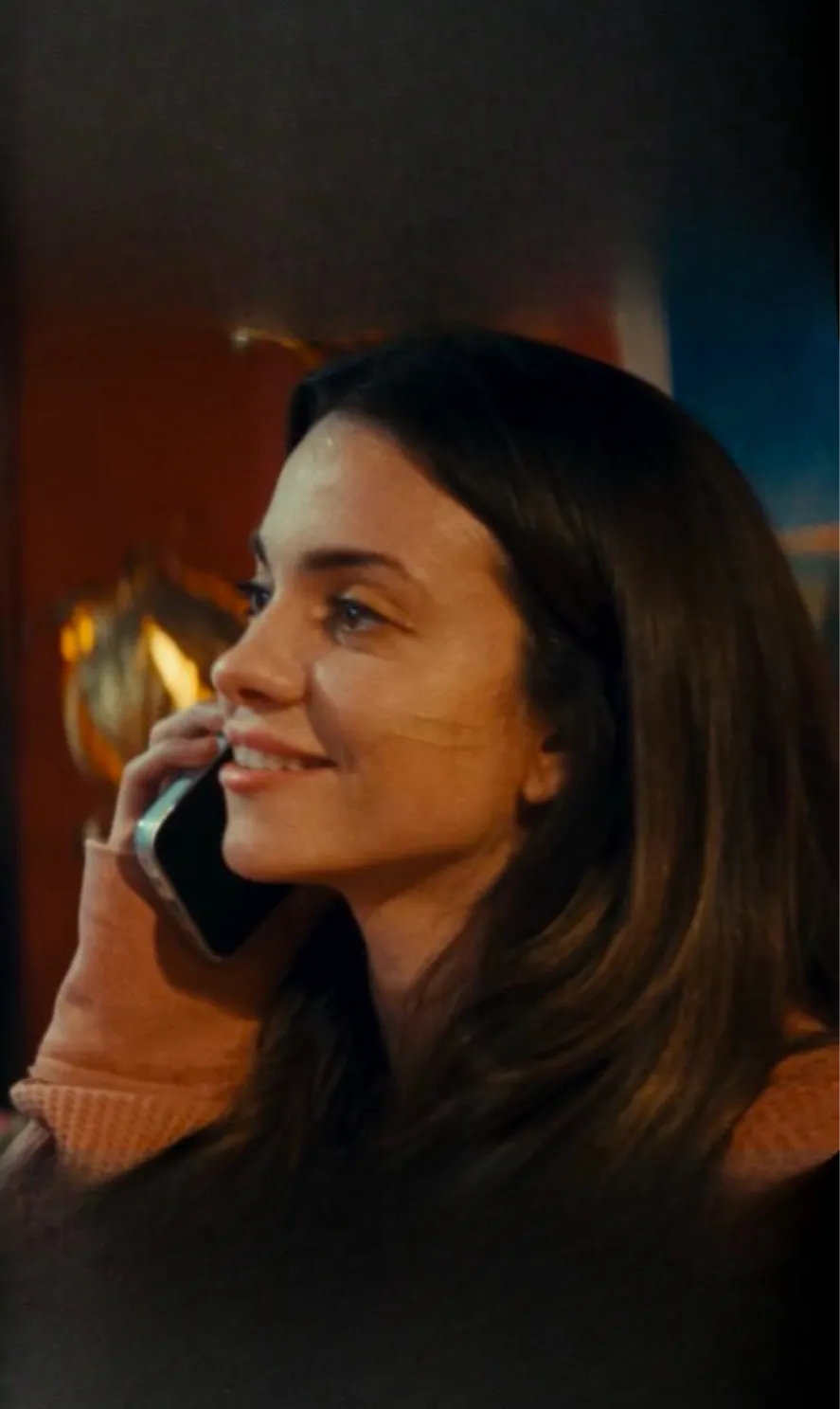 chat with ai character: Sienna Shaw