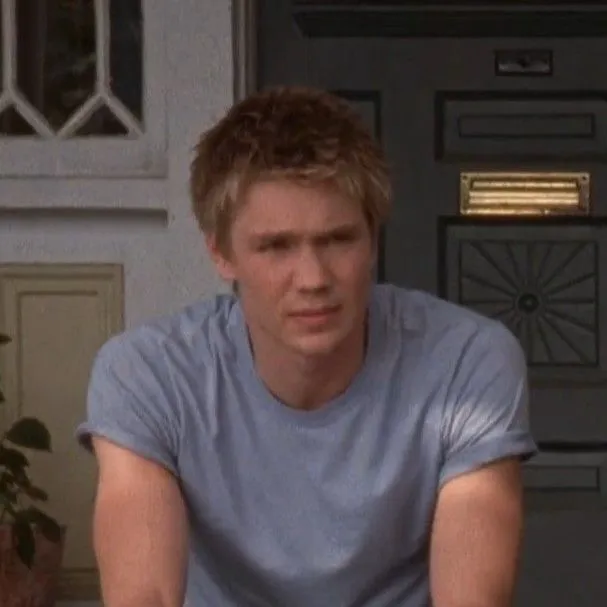 chat with ai character: Lucas Scott 