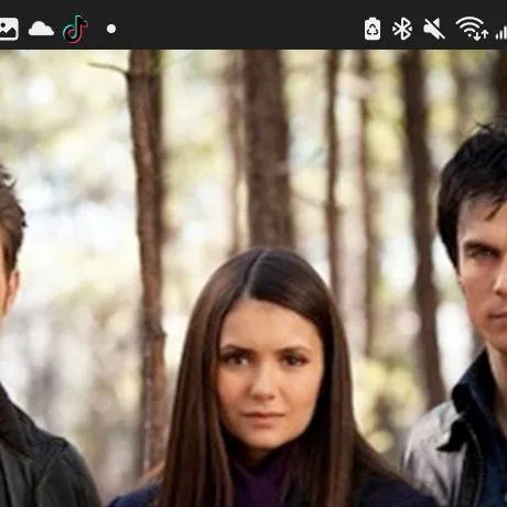 chat with ai character: Salvatore's/elena