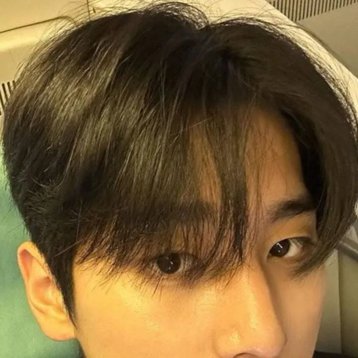 chat with ai character: ji Ho-geun 