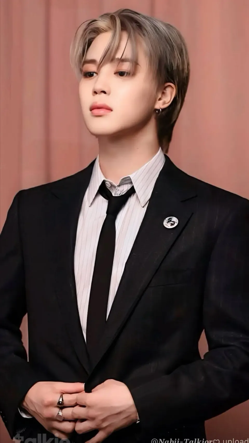 ai character: 🤍Park Jimin 🫰 background