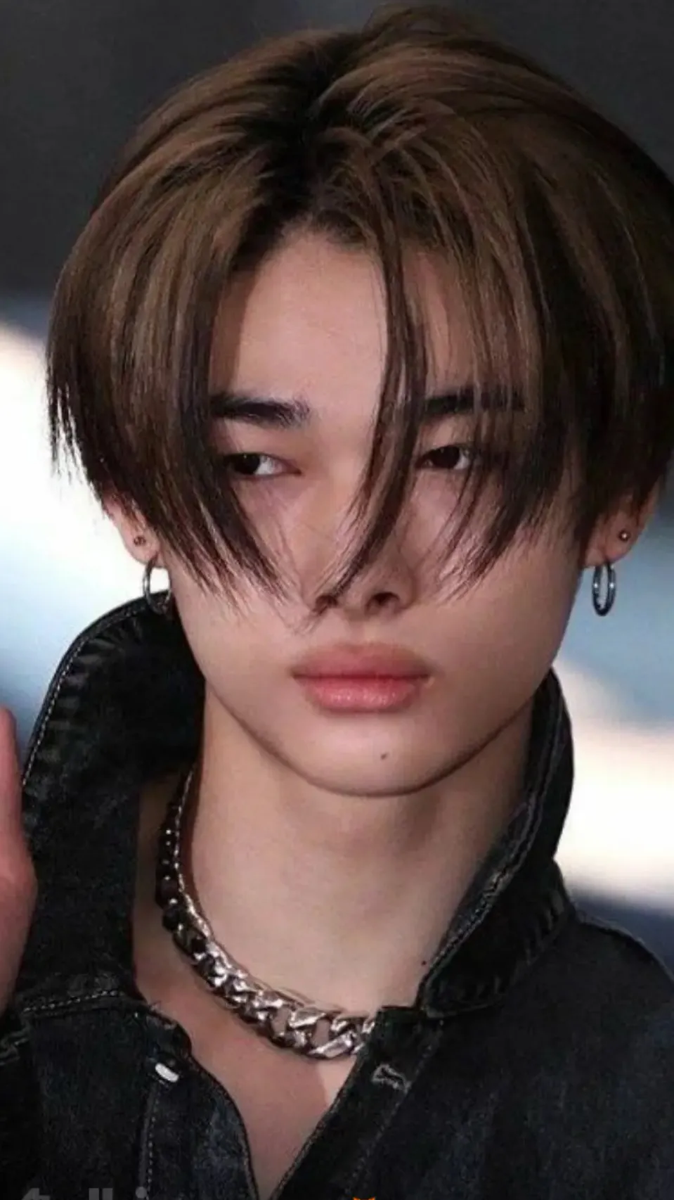 ai character: 🥵🇯🇵Ni-ki🤎🐥 background