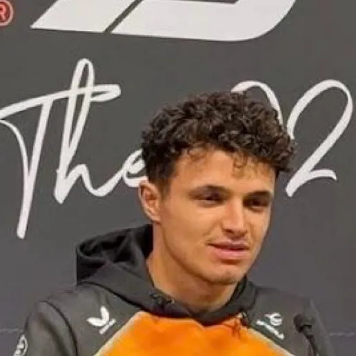 chat with ai character: Lando Norris🏎️
