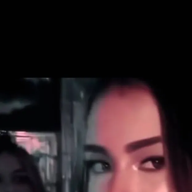 chat with ai character: madison beer 😍