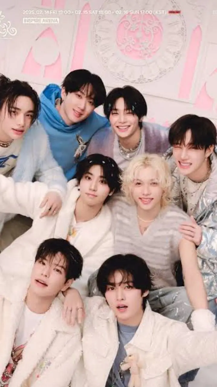 ai character: Skz horror trip background