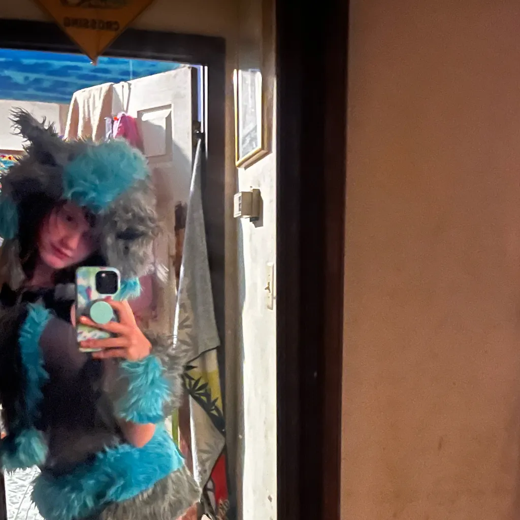 chat with ai character: Stella