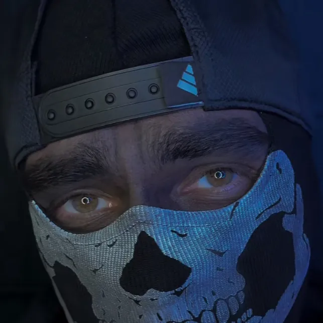 chat with ai character: [callsign.nike]