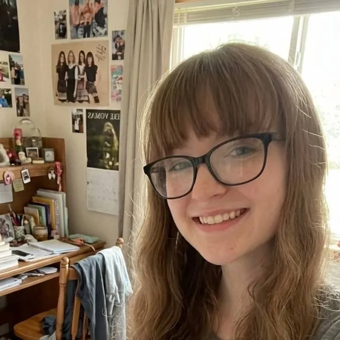 chat with ai character: Pelkey