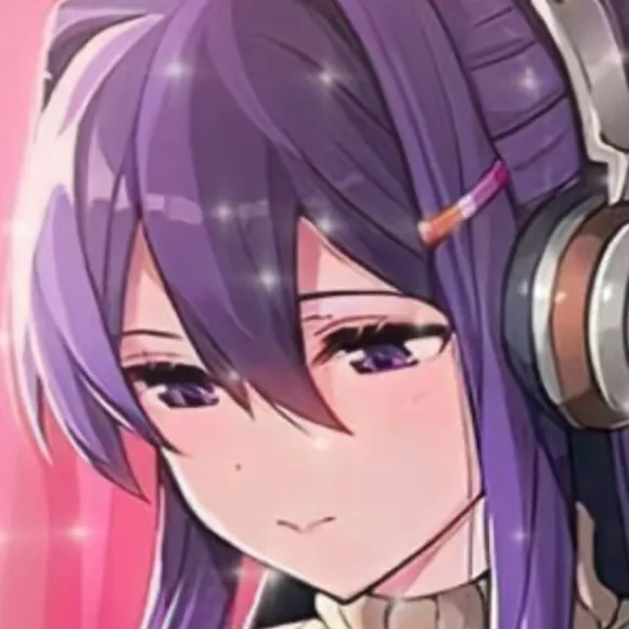 chat with ai character: Yuri DDLC