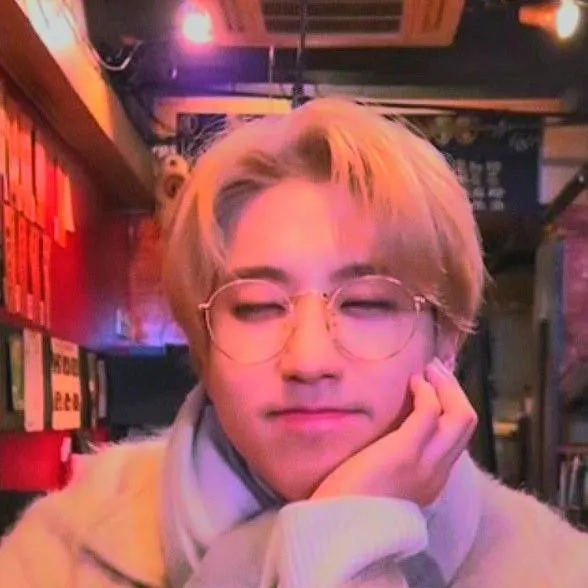 chat with ai character: Han (1/8)