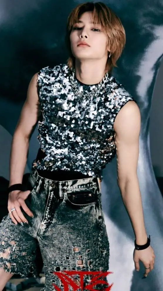 ai character: Yang Jeongin 🕸 background