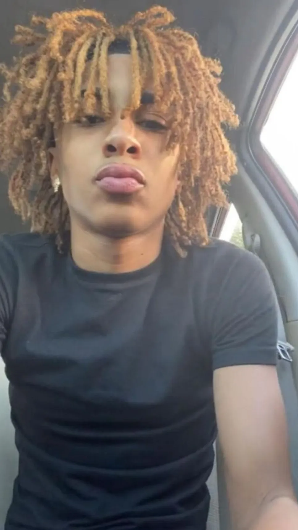 ai character: Jayce background