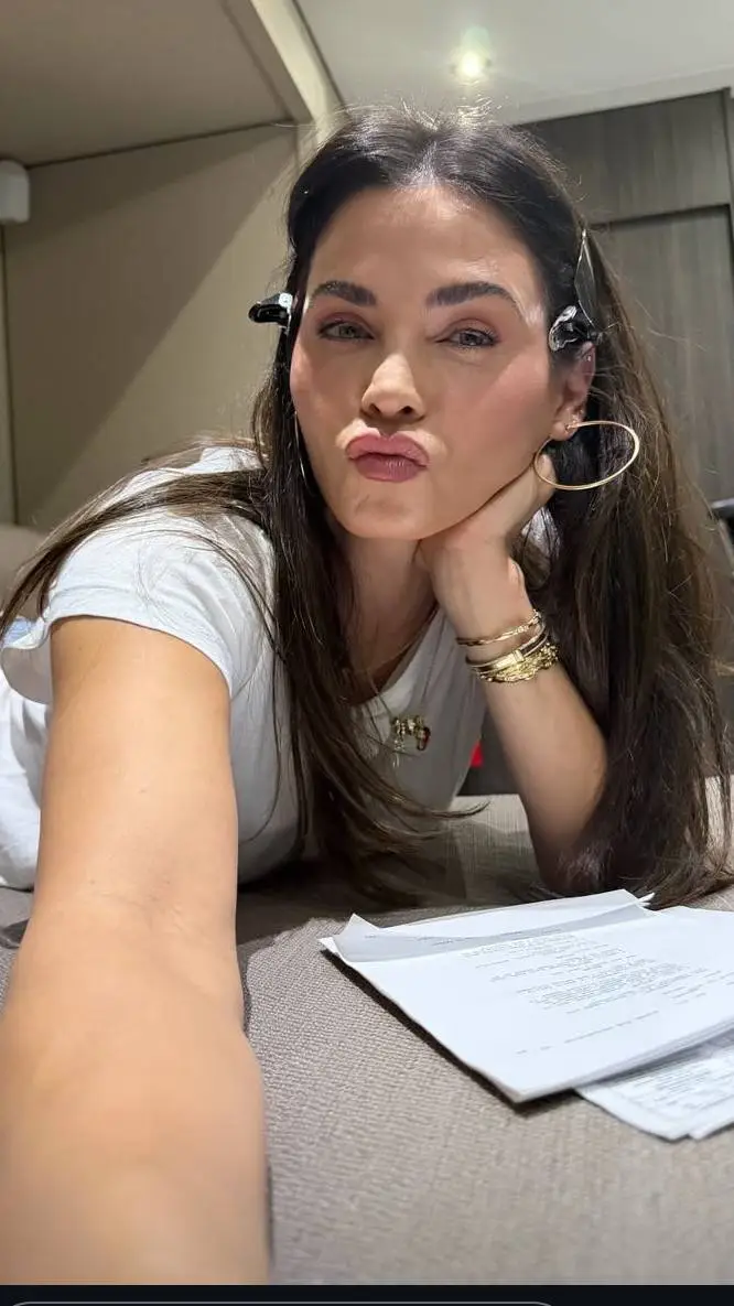 ai character: Baliey  background