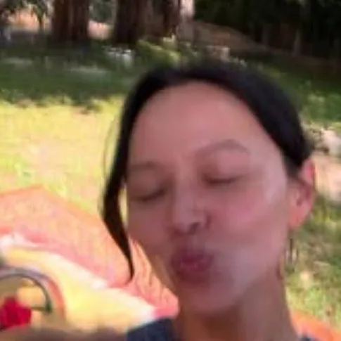 chat with ai character: Lucy Chen 