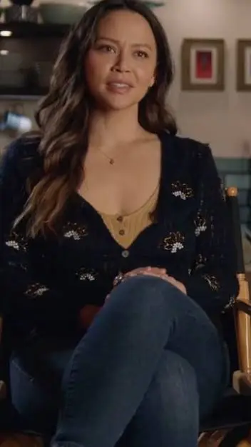 ai character: Lucy chen background