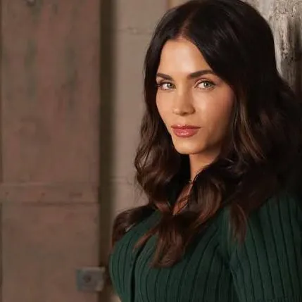 chat with ai character: Baliey 