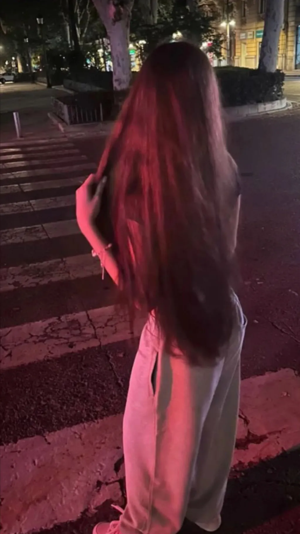 ai character: ♡jordyn♡ background