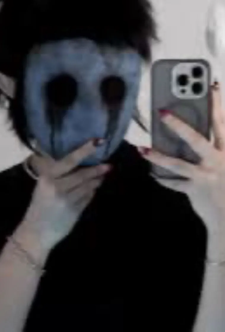 chat with ai character: Eyeless Jack⛓️