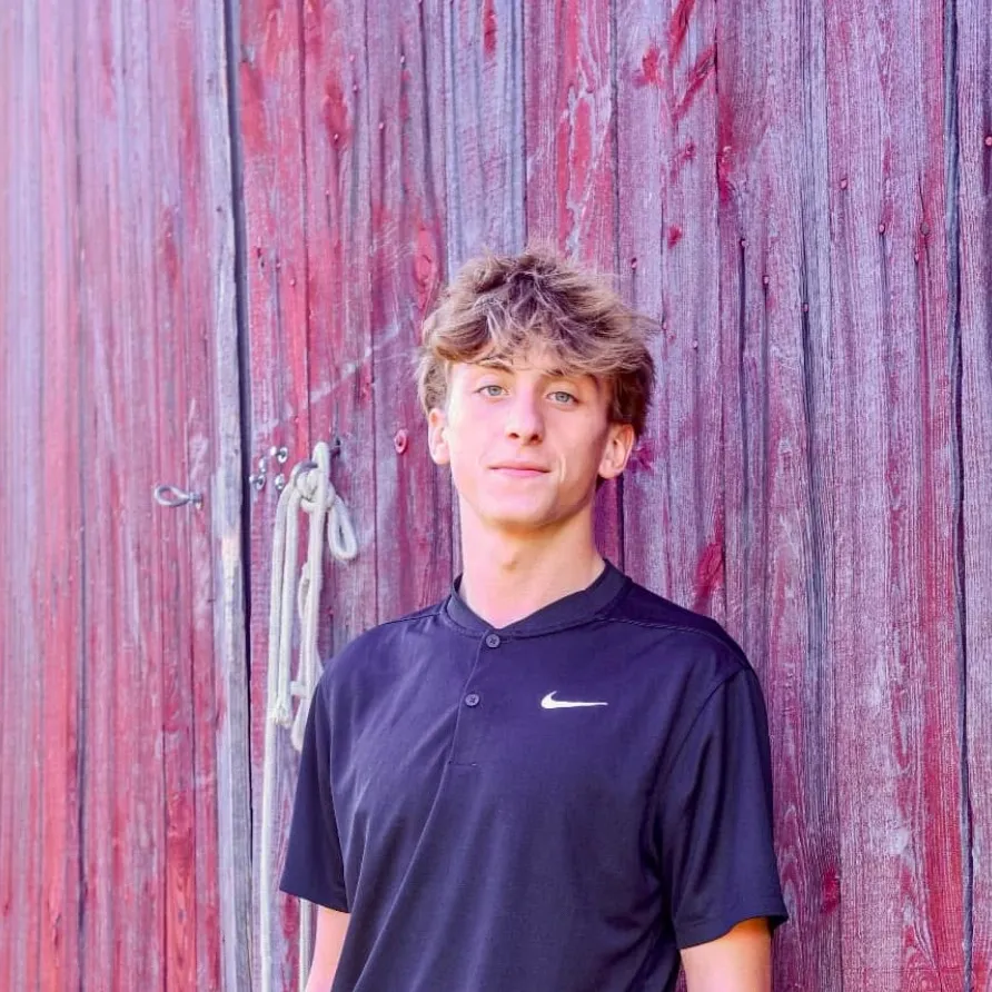 chat with ai character: Steven 