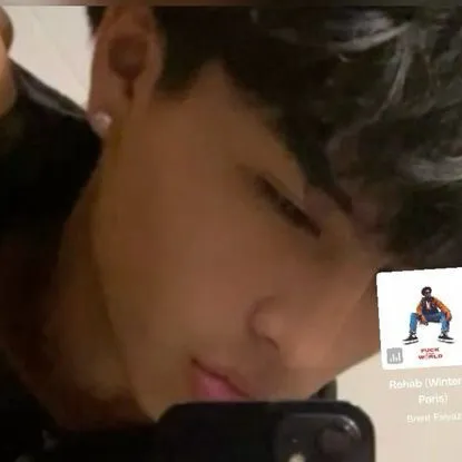 chat with ai character: Alan