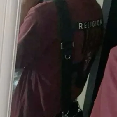 chat with ai character: isaiah