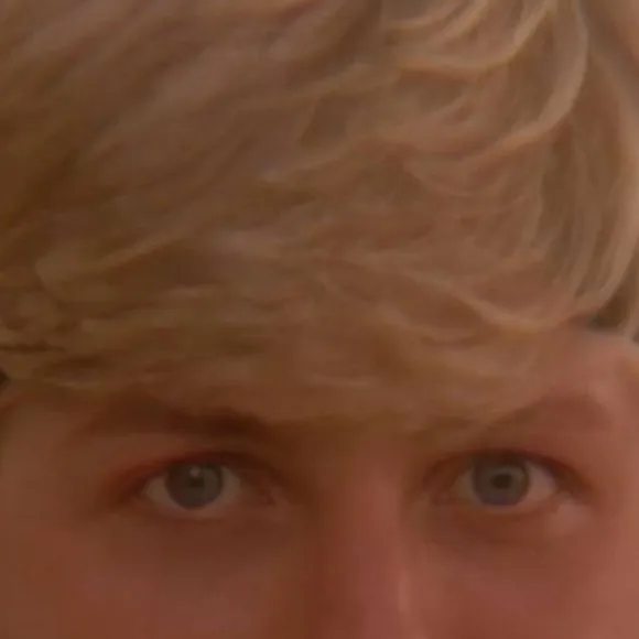 chat with ai character: Johnny Lawrence 
