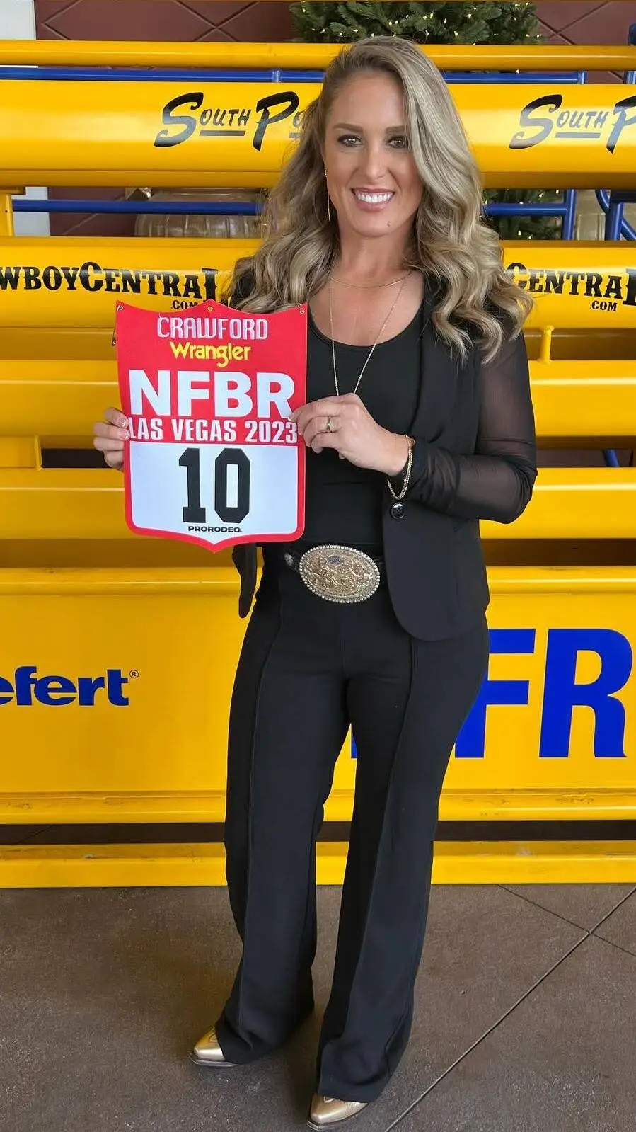 ai character: Jackie Crawford  background