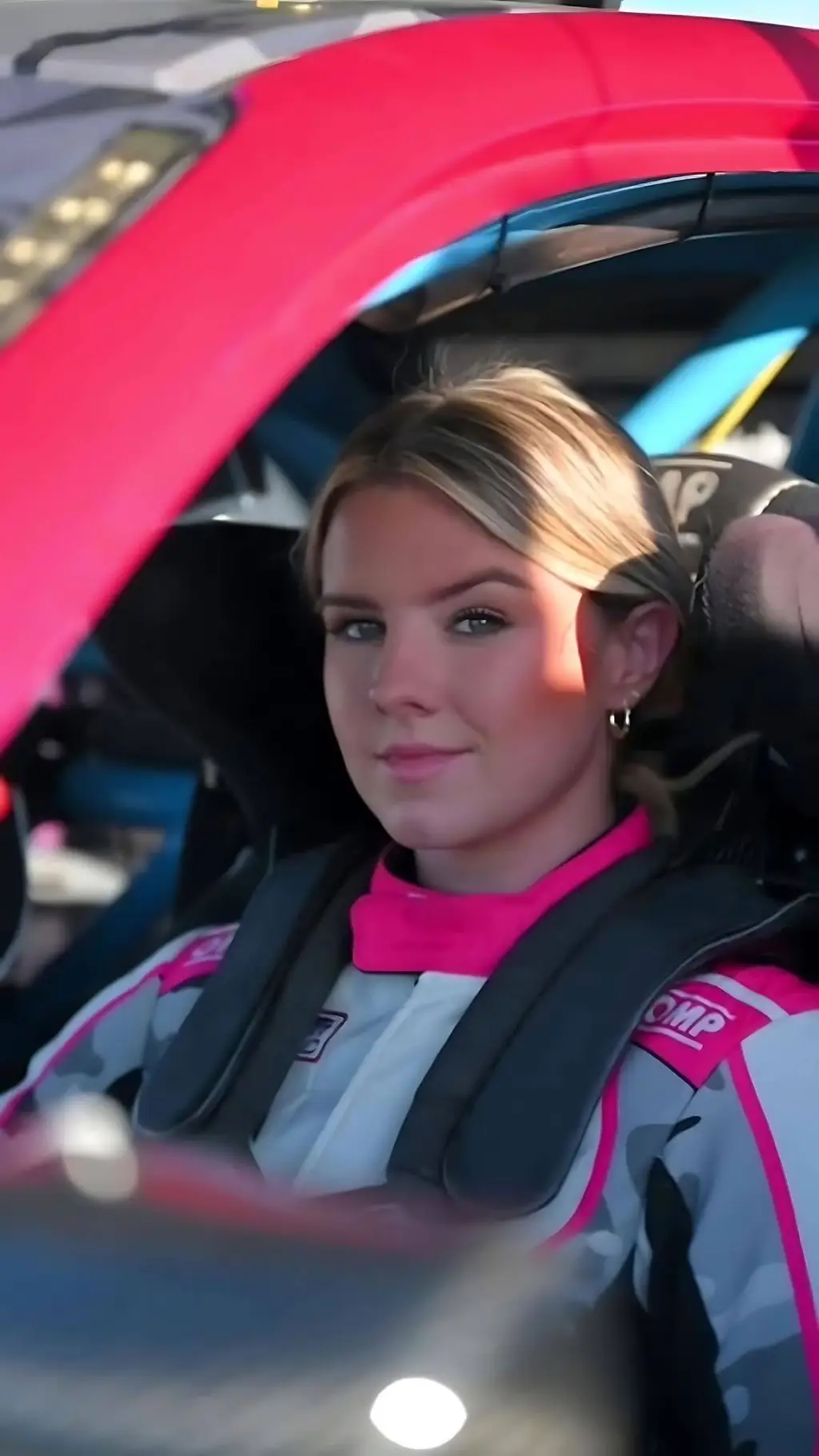 ai character: Amanda Sorenson  background