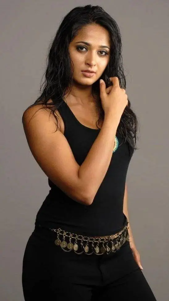 ai character: Anushka Sharma  background