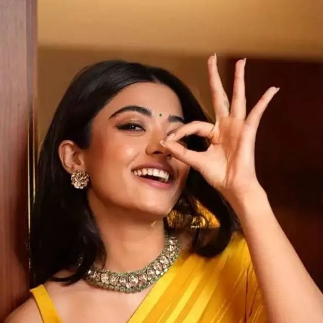 chat with ai character: RASHMIKA 